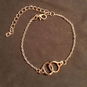 Handcuffs Punk Bracelet 9H-J016